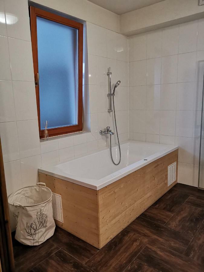 Family Apartment In Tatranská Lomnica Esterno foto